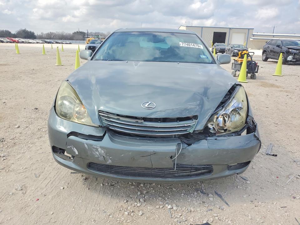 Photo 5 from auction – 2004 LEXUS ES with VIN JTHBA30G240018203