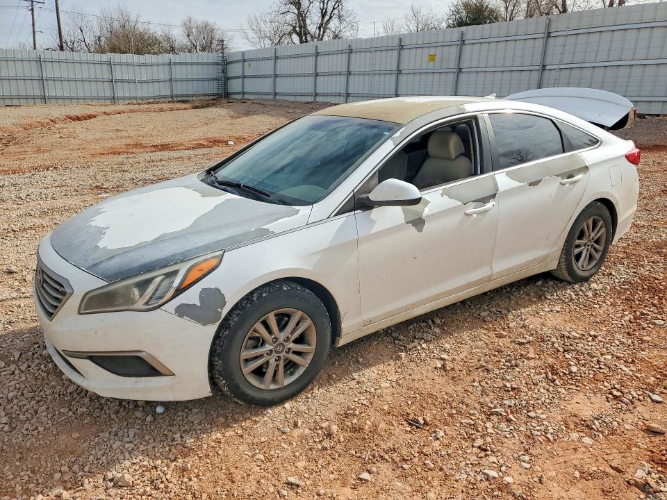 HYUNDAI SONATA SE 2017 with VIN 5NPE24AF0HH505724 - Photo from auction