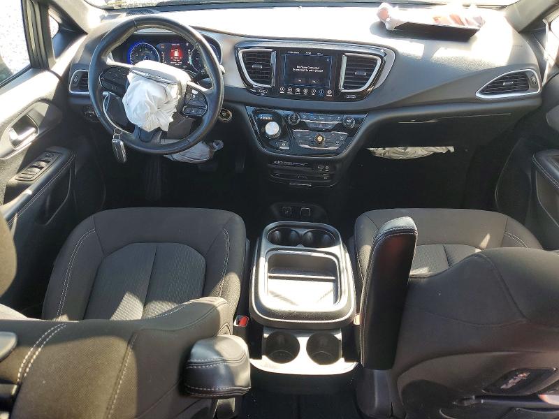 Photo 8 from auction – 2020 CHRYSLER PACIFICA with VIN 2C4RC1FG4LR274742