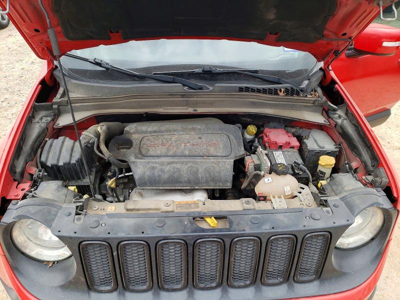 Photo 12 from auction – 2018 JEEP RENEGADE with VIN ZACCJABB5JPJ09125
