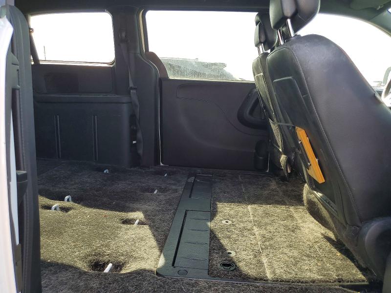 Photo 11 from auction – 2014 DODGE GRAND CARAVAN with VIN 2C4RDGEGXER357340
