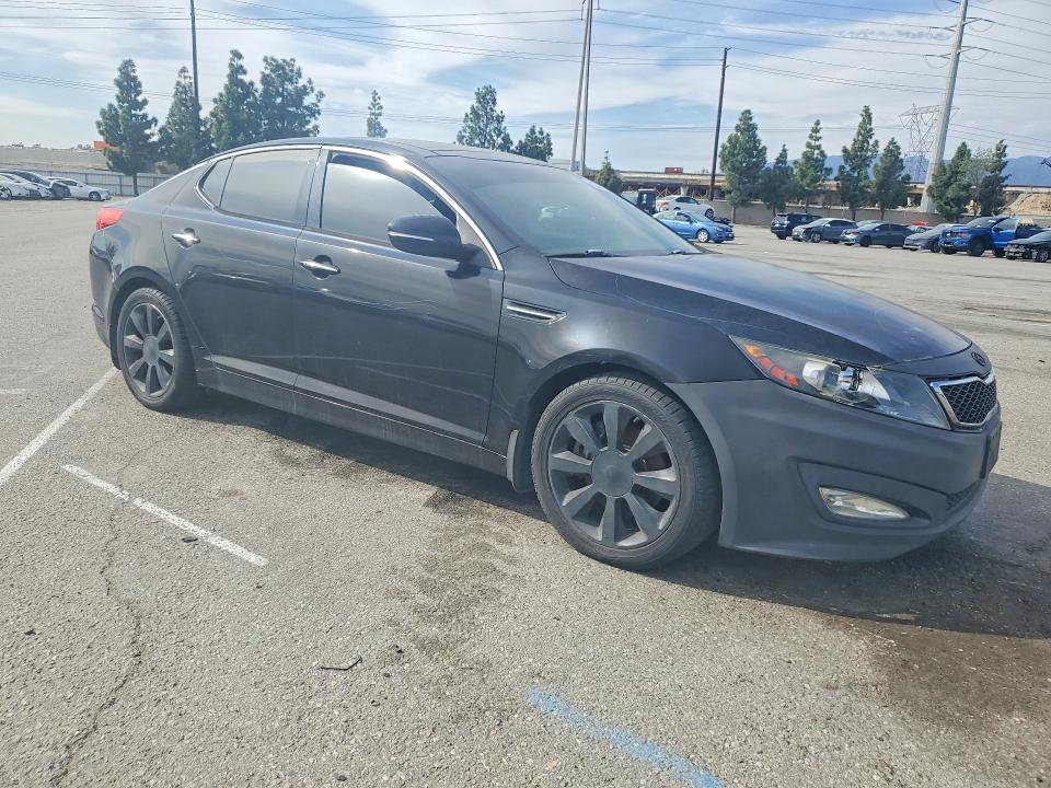 Photo 4 from auction – 2013 KIA OPTIMA SX with VIN 5XXGR4A69DG239727