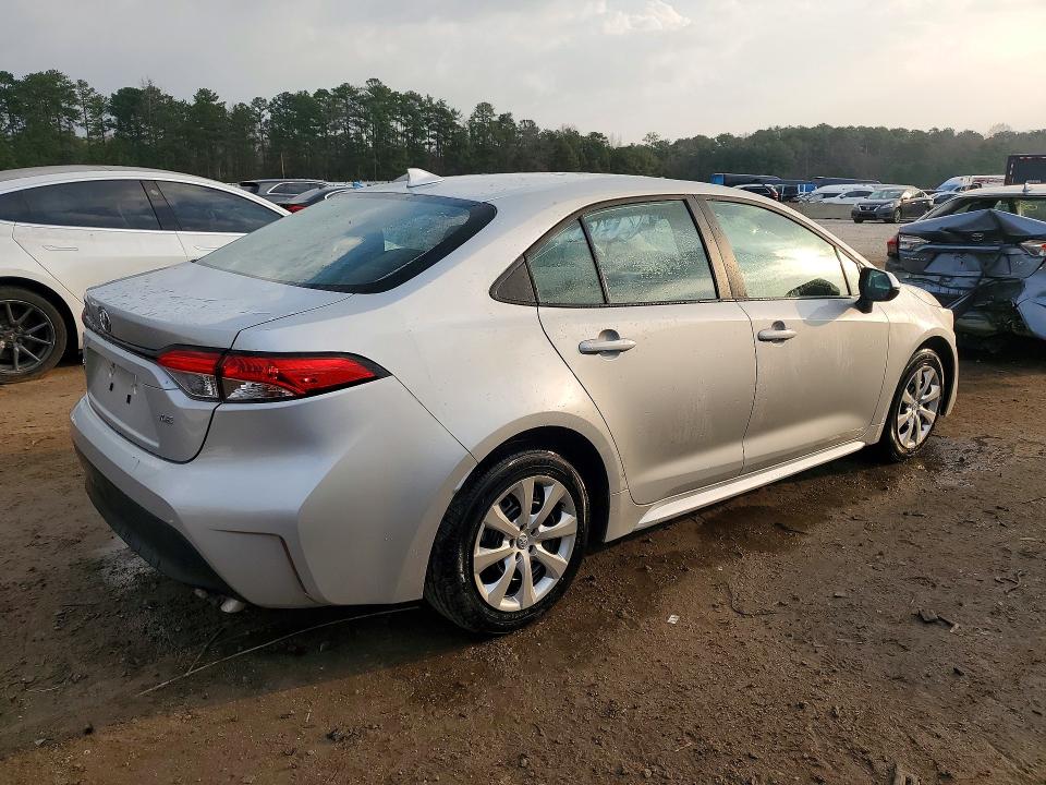 Zdjęcie 3 z aukcji – 2025 TOYOTA COROLLA z VIN 5YFB4MDE3SP306001