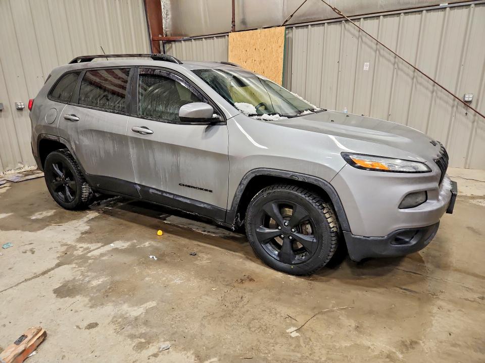 Photo 4 from auction – 2015 JEEP CHEROKEE L with VIN 1C4PJLCB7FW722405