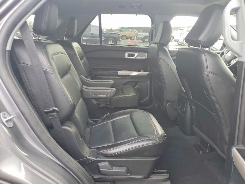 Photo 11 from auction – 2022 FORD EXPLORER L with VIN 1FMSK7FH5NGA67647