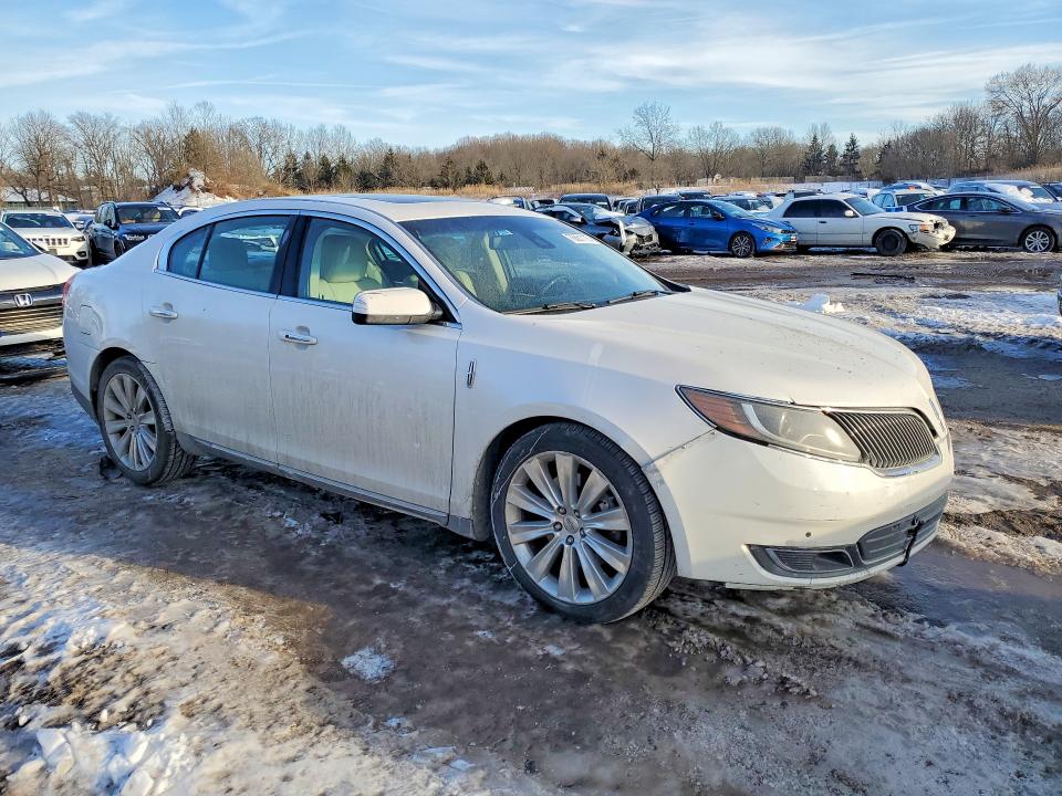 Photo 4 from auction – 2015 LINCOLN MKS with VIN 1LNHL9FT2FG600658
