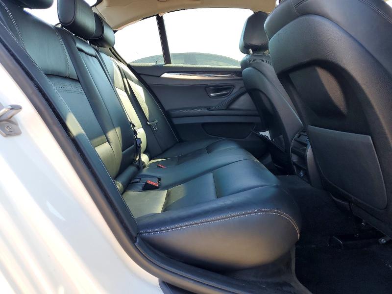 Photo 10 from auction – 2016 BMW 535 with VIN WBA5B1C50GG133403