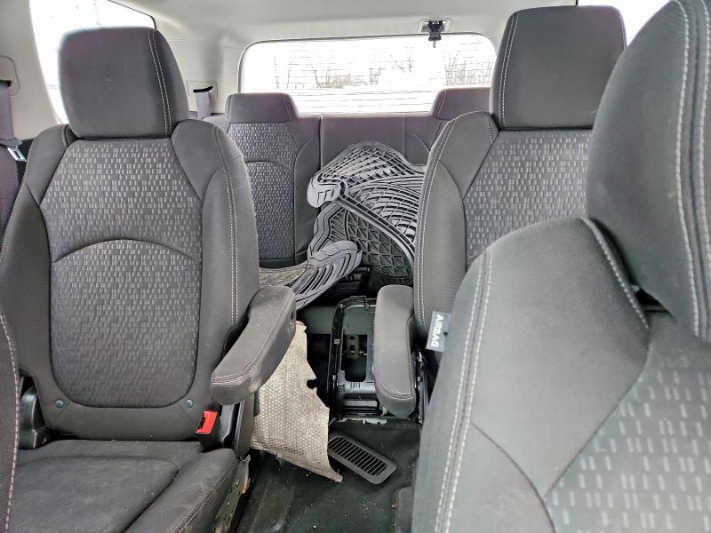 صورة رقم 10 من المزاد - 2015 GMC ACADIA مع VIN 1GKKRPKD3FJ286733