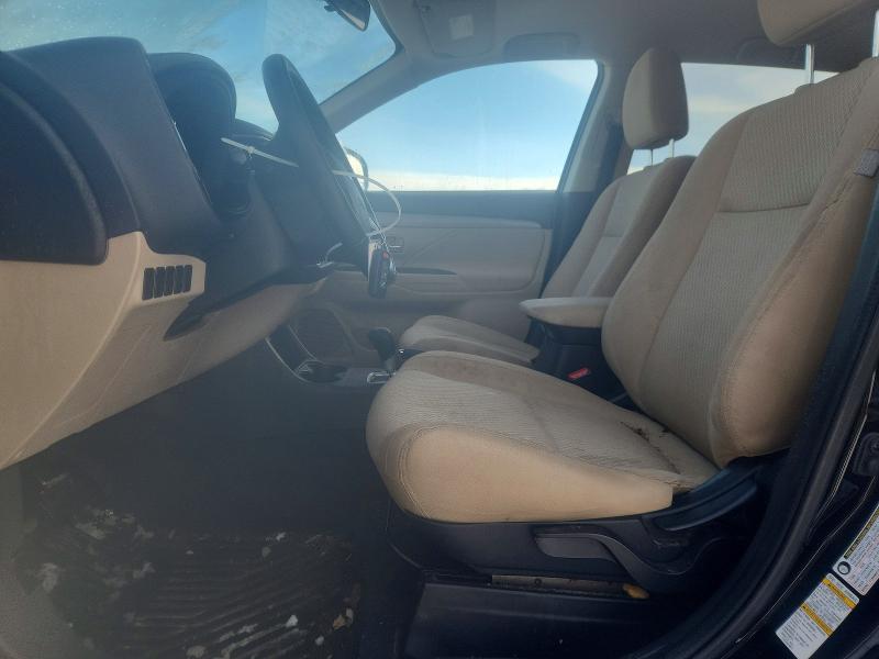 Photo 7 from auction – 2016 MITSUBISHI OUTLANDER with VIN JA4AZ3A33GZ008193