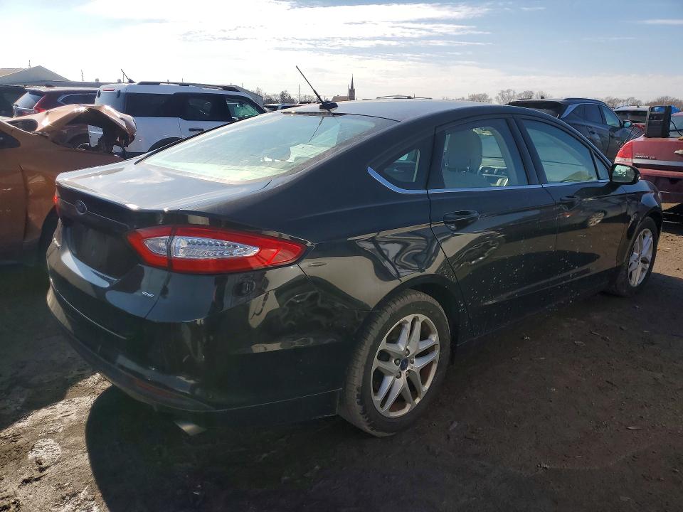Photo 3 from auction – 2015 FORD FUSION SE with VIN 3FA6P0H70FR100167