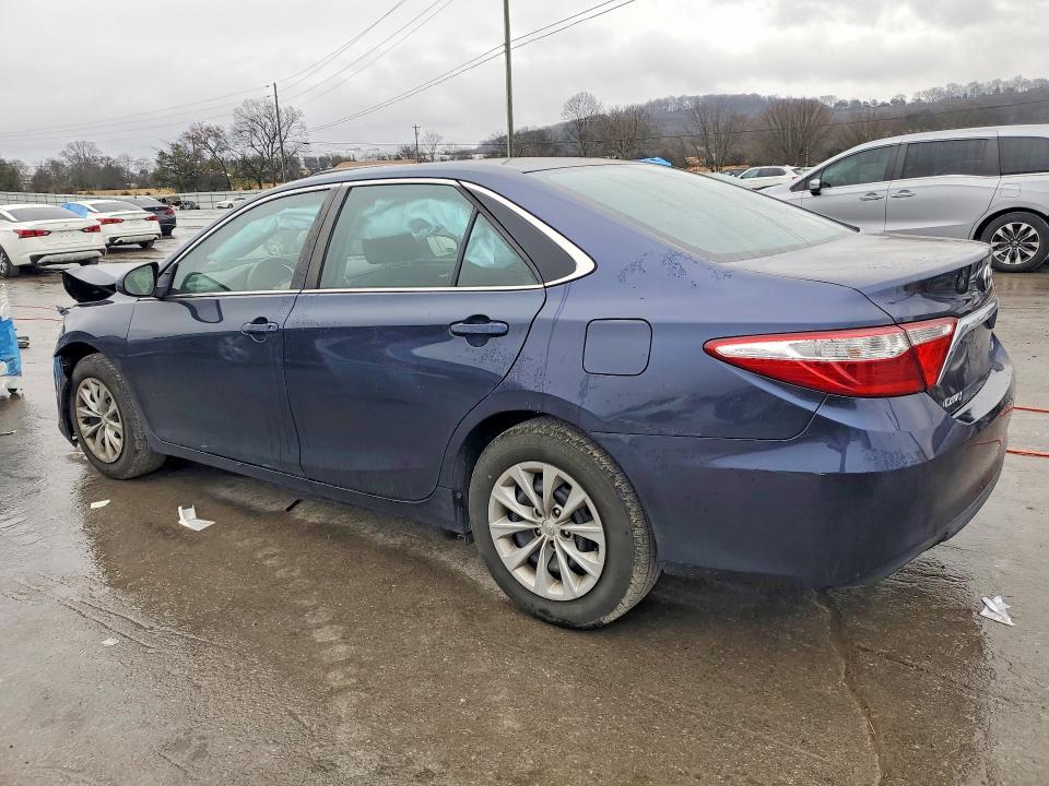 Photo 2 from auction – 2017 TOYOTA CAMRY with VIN 4T1BF1FK8HU811017
