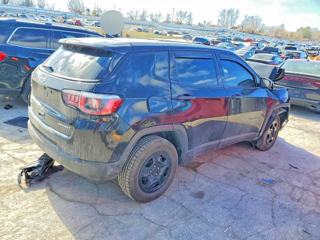 Photo 3 from auction – 2018 JEEP COMPASS with VIN 3C4NJDAB1JT104317