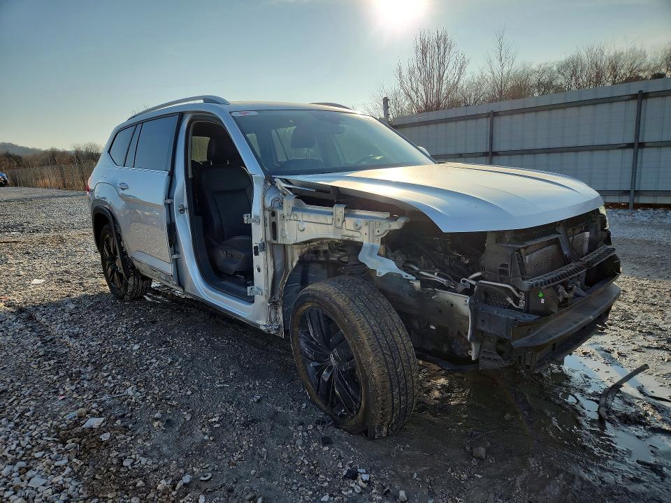 Photo 4 from auction – 2019 VOLKSWAGEN ATLAS SEL with VIN 1V2ER2CA8KC532771