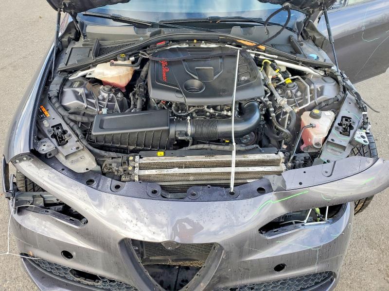 Photo 11 from auction – 2017 ALFA ROMEO GIULIA Q4 with VIN ZARFAEDN2H7551369