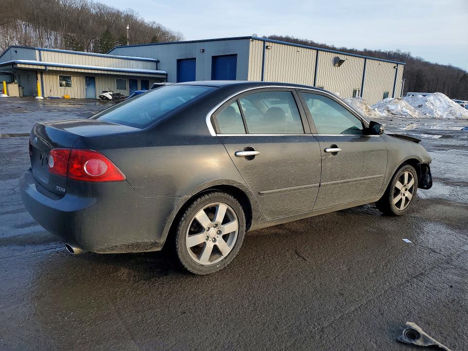 Photo 3 from auction – 2007 KIA OPTIMA with VIN KNAGE124X75133705