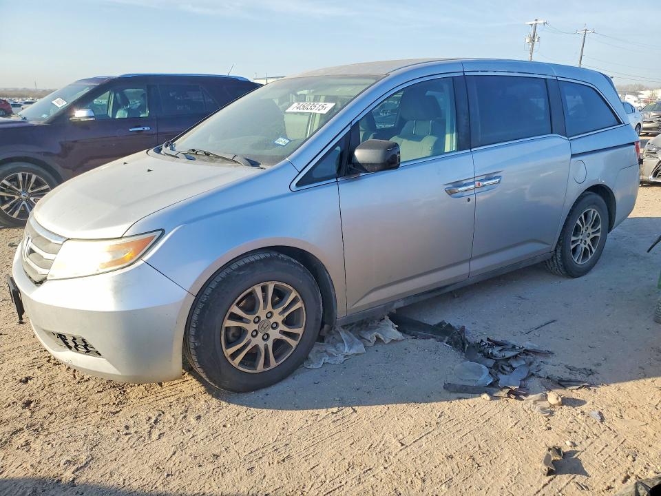 HONDA ODYSSEY EX 2013 with VIN 5FNRL5H4XDB021836 - Photo from auction