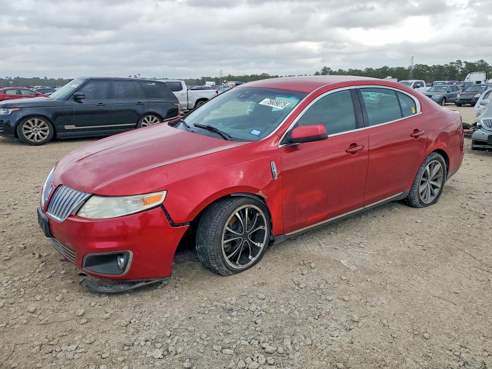 LINCOLN MKS 2011 with VIN 1LNHL9DR2BG612388 - Photo from auction