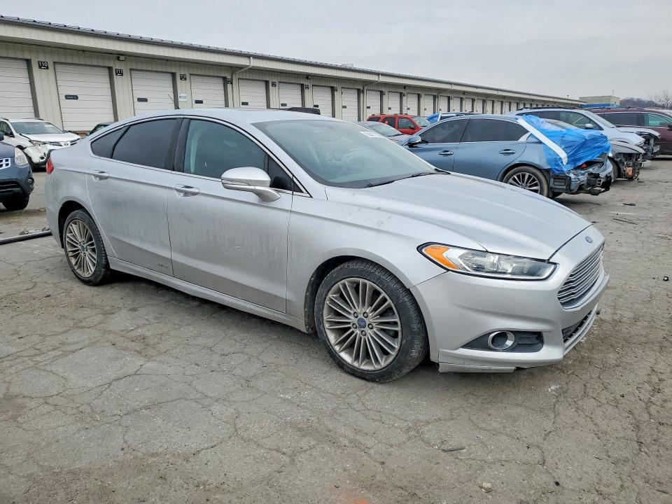 Photo 4 from auction – 2013 FORD FUSION with VIN 3FA6P0H98DR182972