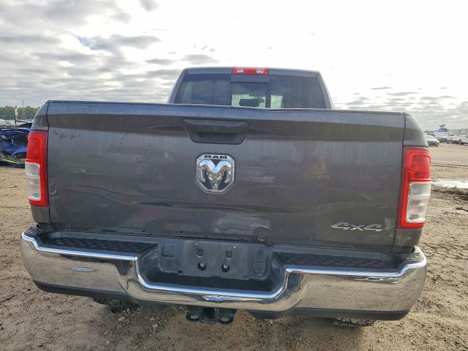 Photo 6 from auction – 2024 RAM 2500 with VIN 3C6UR5CL4RG117090