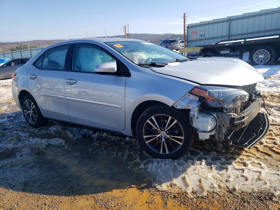 Photo 4 from auction – 2017 TOYOTA COROLLA with VIN 2T1BURHE1HC932484