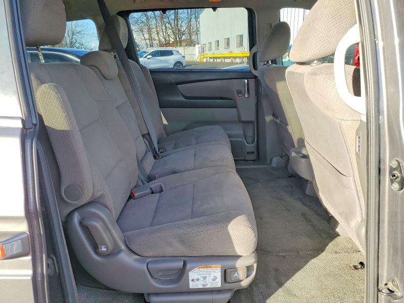 Photo 11 from auction – 2015 HONDA ODYSSEY with VIN 5FNRL5H41FB125635