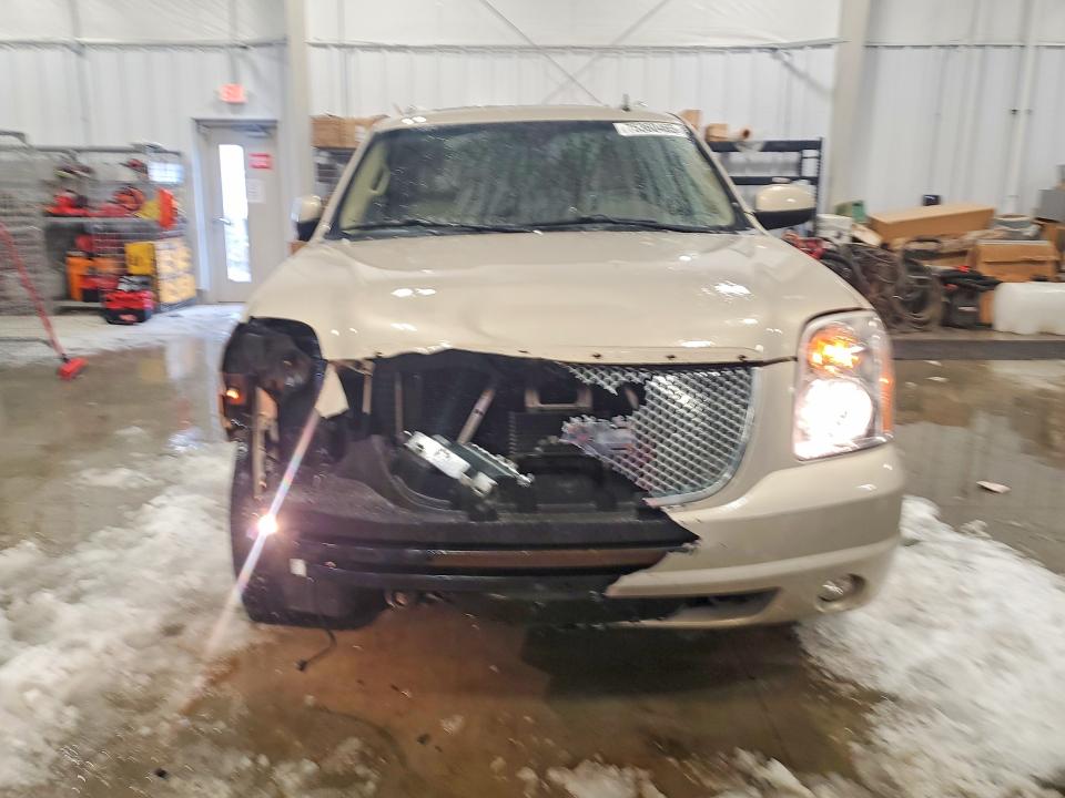 Photo 5 from auction – 2008 GMC YUKON XL D with VIN 1GKFK66848J193347