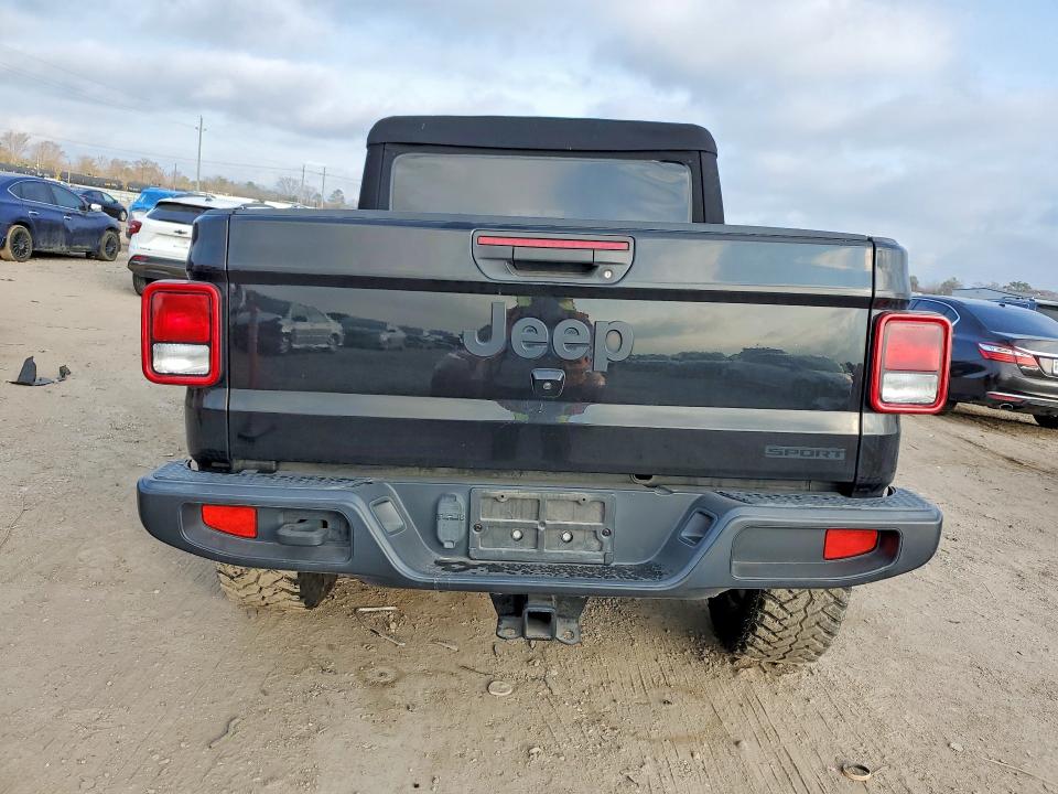 Photo 6 from auction – 2020 JEEP GLADIATOR with VIN 1C6HJTAG8LL113170