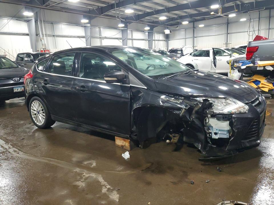 Photo 4 from auction – 2012 FORD FOCUS SEL with VIN 1FAHP3M23CL301821