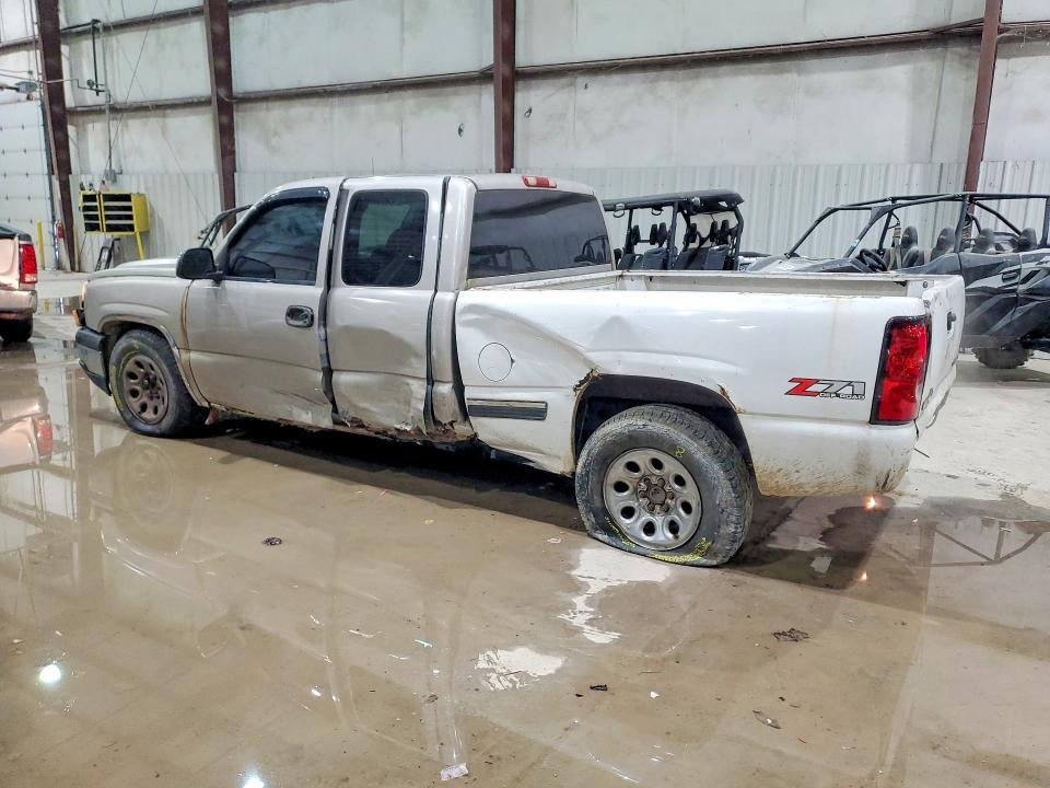 Photo 2 from auction – 2007 CHEVROLET SILVERADO with VIN 2GCEC19V371107673