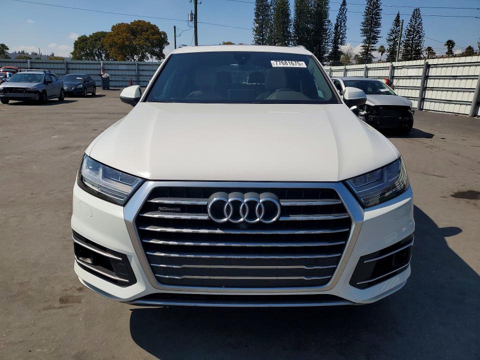 Photo 5 from auction – 2018 AUDI Q7 PREMIUM with VIN WA1LHAF71JD031312