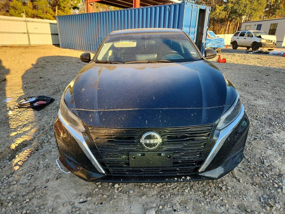Photo 5 from auction – 2023 NISSAN ALTIMA with VIN 1N4BL4DV0PN312111