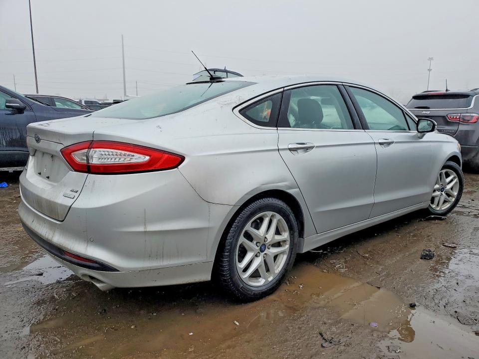 Photo 3 from auction – 2014 FORD FUSION SE with VIN 3FA6P0HD9ER388839