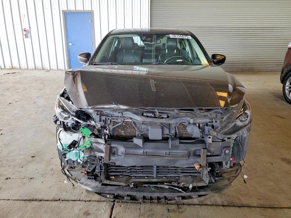 Photo 5 from auction – 2014 MAZDA 3 with VIN JM1BM1W39E1151327