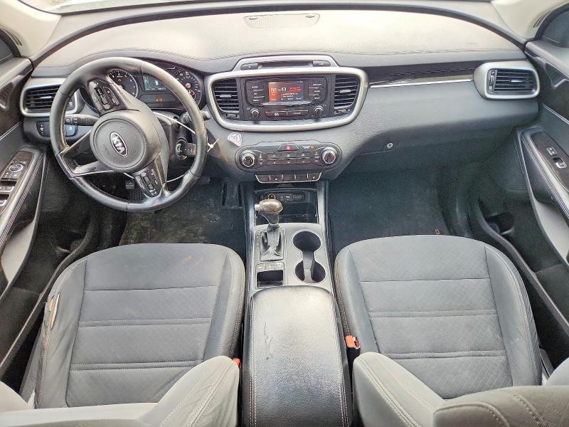 Photo 8 from auction – 2016 KIA SORENTO with VIN 5XYPGDA36GG090799