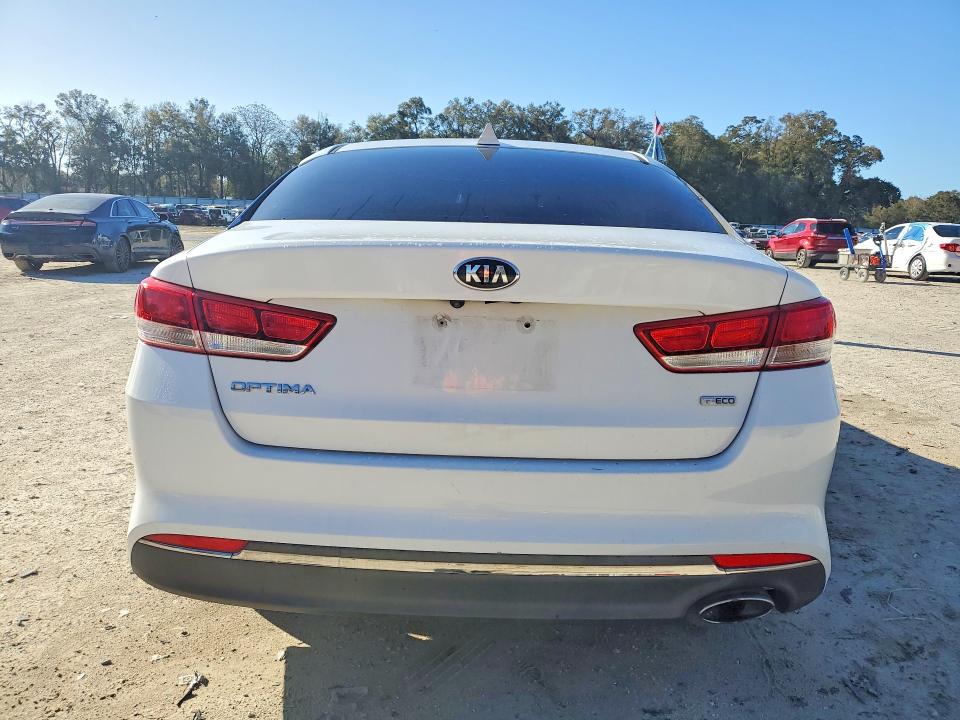 Zdjęcie 6 z aukcji – 2016 KIA OPTIMA LX z VIN 5XXGT4L13GG010970