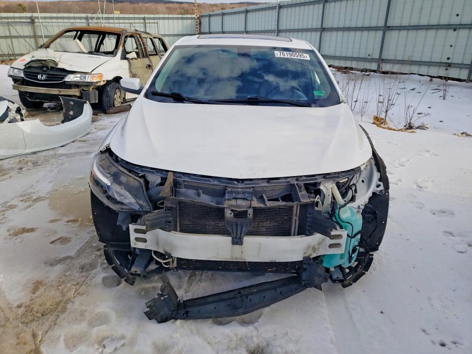 Photo 5 from auction – 2019 CHEVROLET MALIBU LT with VIN 1G1ZD5ST7KF141172