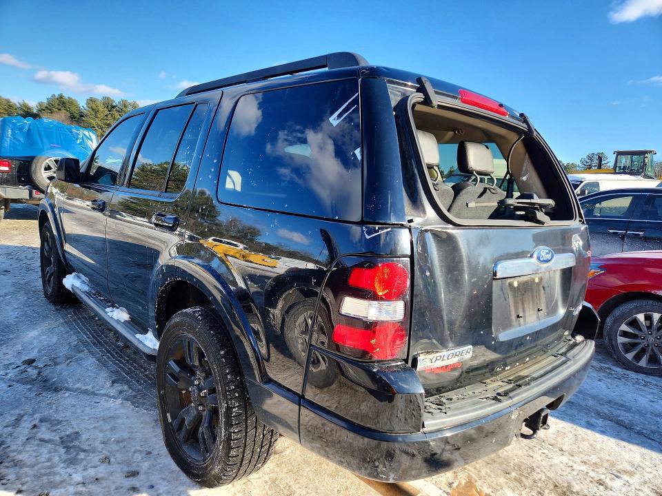 Photo 2 from auction – 2010 FORD EXPLORER X with VIN 1FMEU8DE9AUA94223