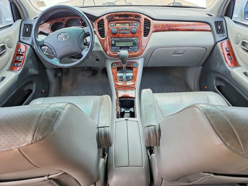 Photo 8 from auction – 2005 TOYOTA HIGHLANDER with VIN JTEDP21A050044194