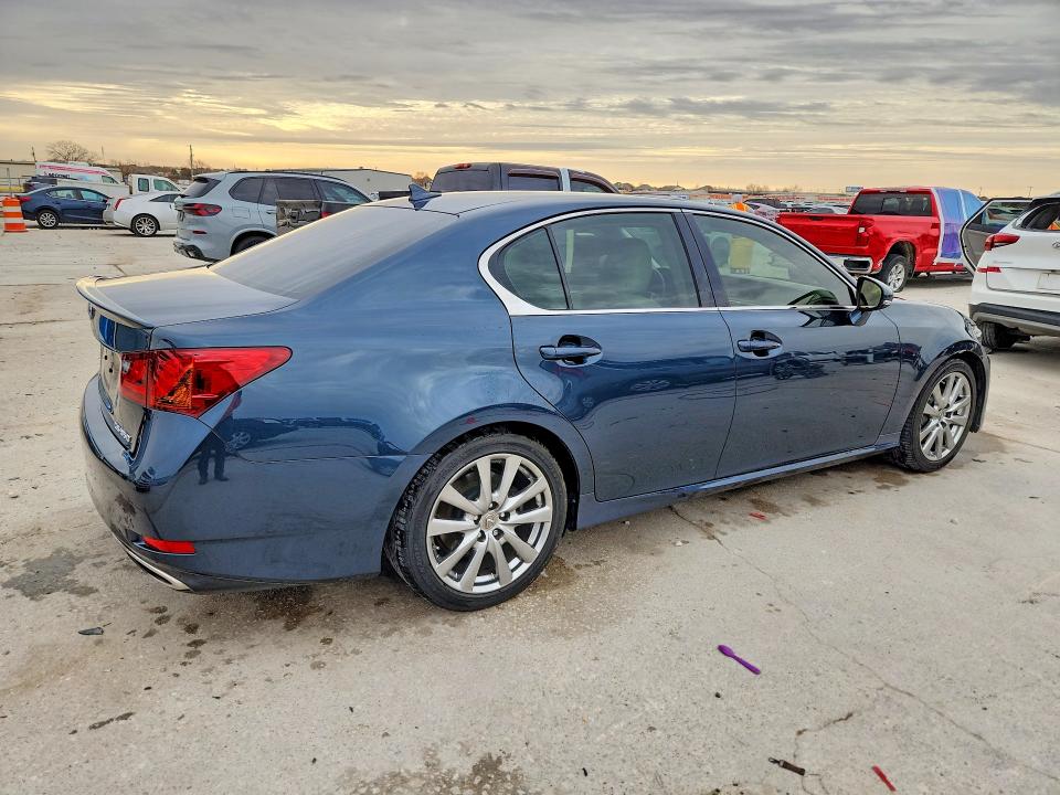 Photo 3 from auction – 2014 LEXUS GS with VIN JTHBE1BLXE5043826