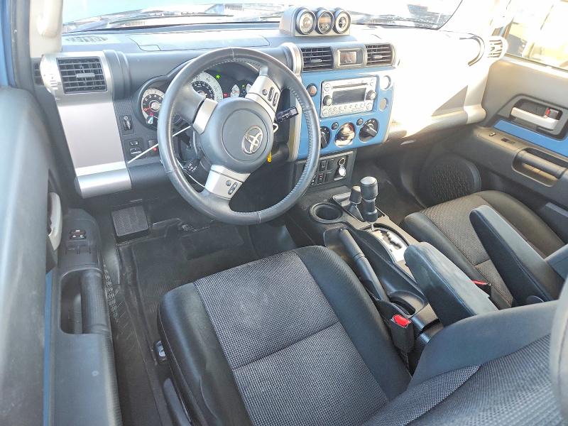 Photo 8 from auction – 2012 TOYOTA FJ CRUISER with VIN JTEBU4BF8CK125614