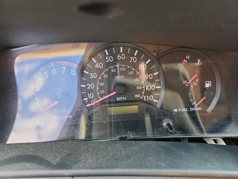 Photo 9 from auction – 2003 TOYOTA COROLLA with VIN JTDBR32E030047302