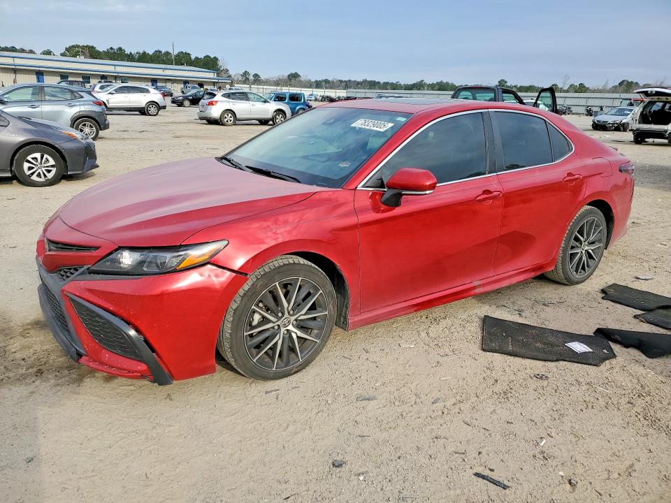 TOYOTA CAMRY 2022 with VIN 4T1T11AK8NU050656 - Photo from auction