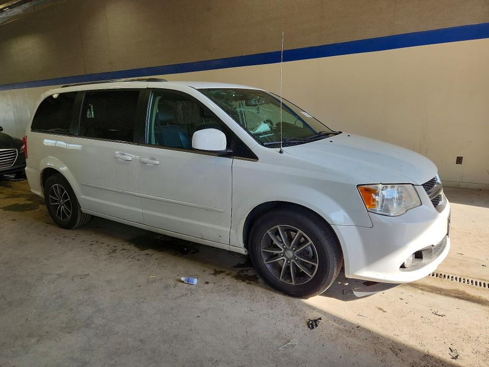 Photo 4 from auction – 2016 DODGE GRAND CARAVAN with VIN 2C4RDGCG0GR355912