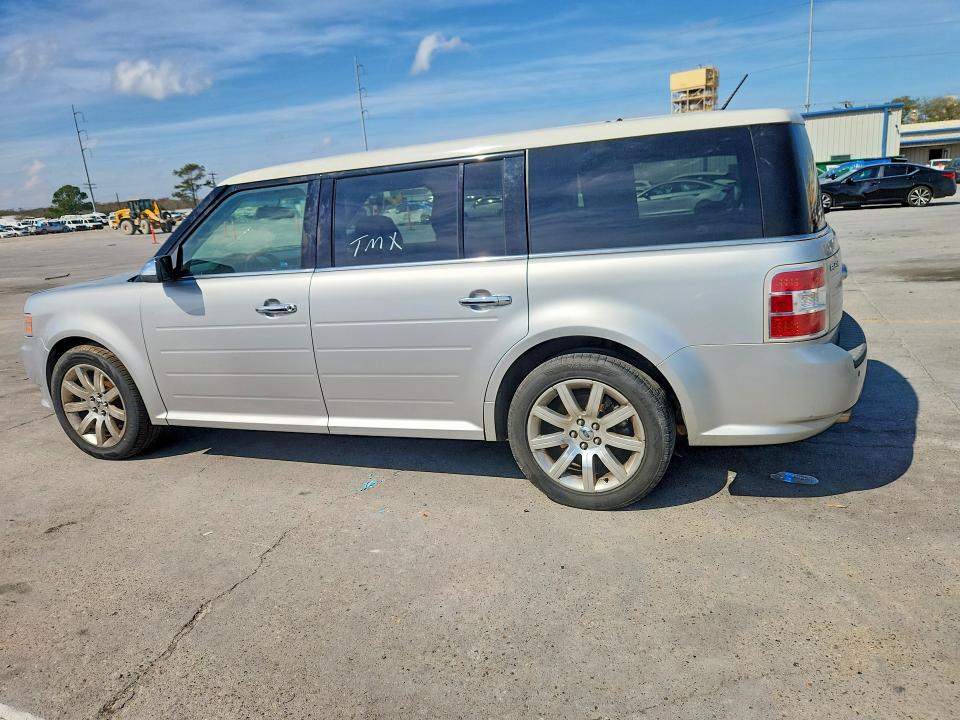 Photo 2 from auction – 2011 FORD FLEX with VIN 2FMHK6DC0BBD23840