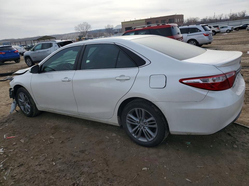Photo 2 from auction – 2015 TOYOTA CAMRY with VIN 4T1BF1FK6FU484842