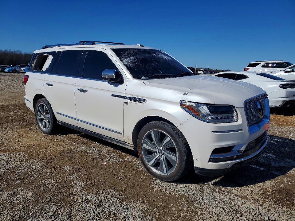 Photo 4 from auction – 2019 LINCOLN NAVIGATOR with VIN 5LMJJ2TT2KEL06859