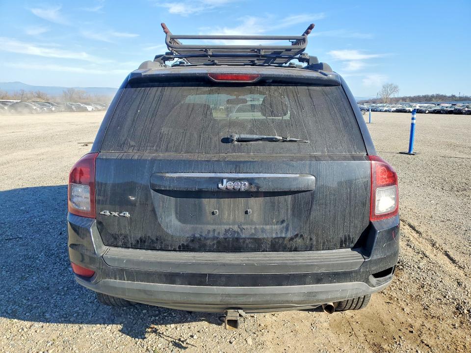 Photo 6 from auction – 2015 JEEP COMPASS SP with VIN 1C4NJDBB2FD282801