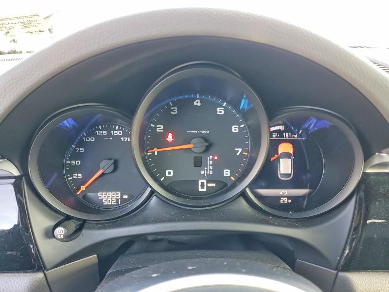 Photo 9 from auction – 2018 PORSCHE MACAN with VIN WP1AA2A52JLB09713