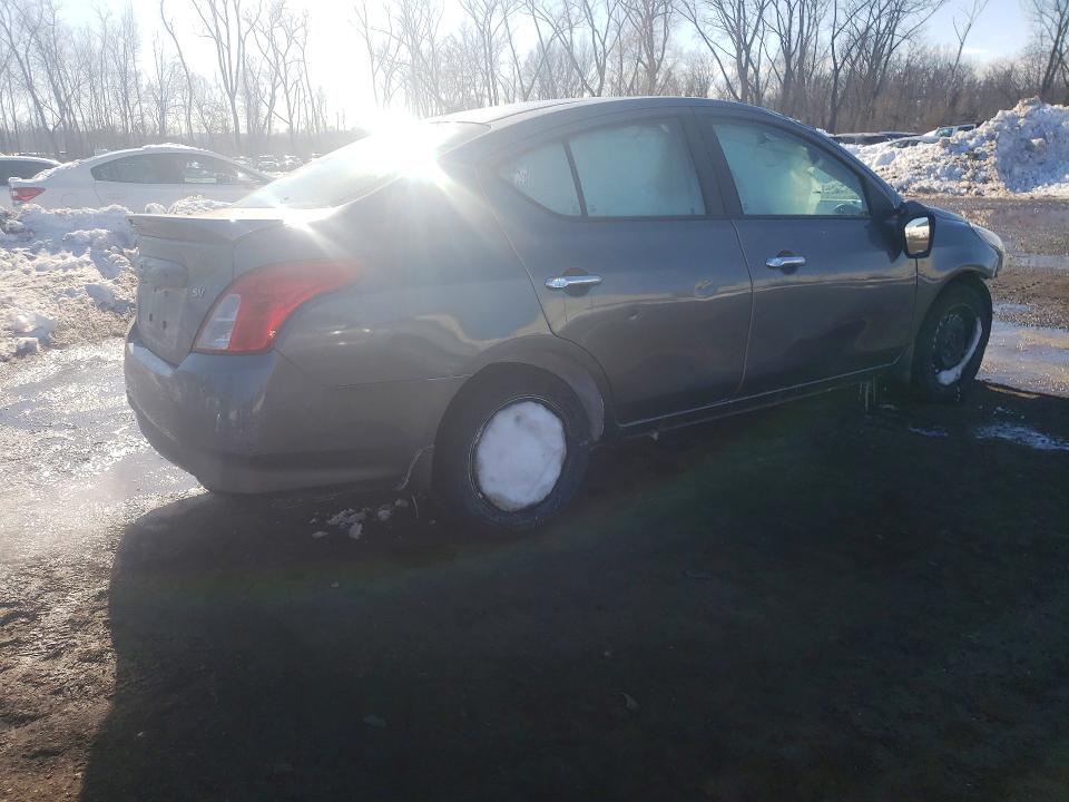 Photo 3 from auction – 2017 NISSAN VERSA with VIN 3N1CN7AP0HL855415