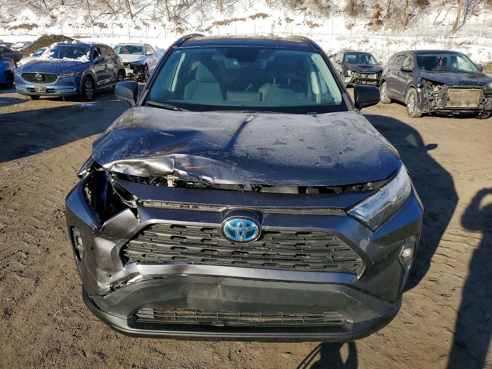 Photo 5 from auction – 2023 TOYOTA RAV4 LE with VIN 4T3LWRFV7PU091972
